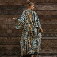 Load image into Gallery viewer, Desert Queen Kimono - Blue
